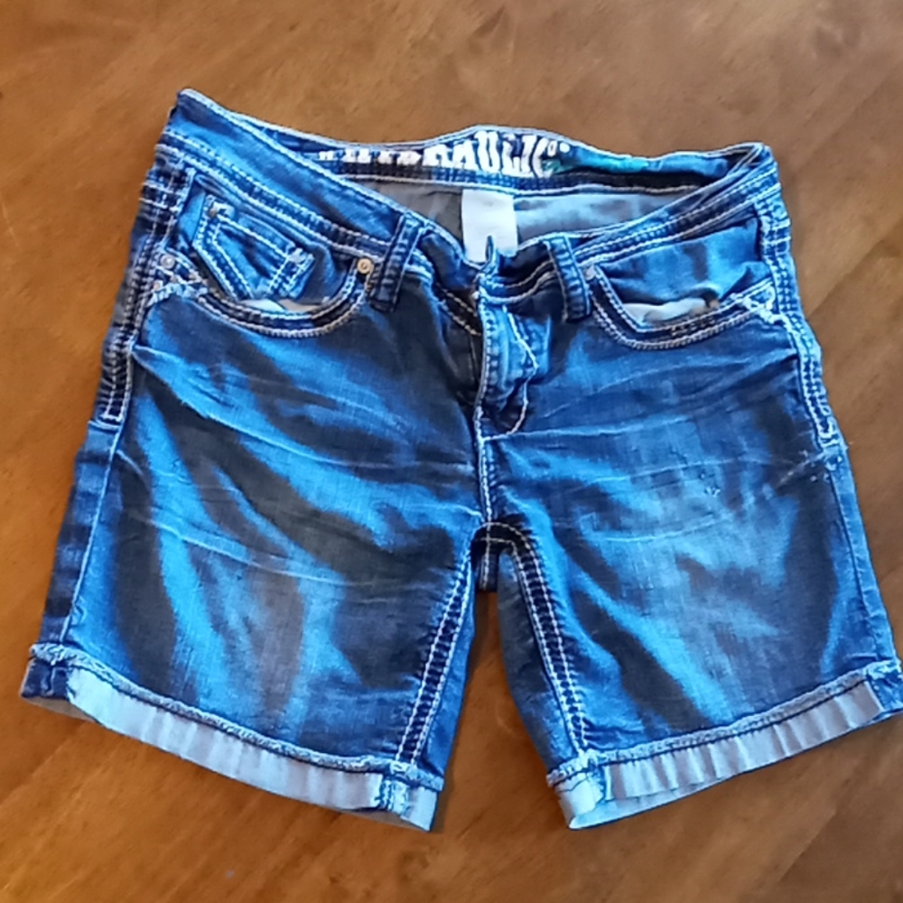 Long low rise shorts